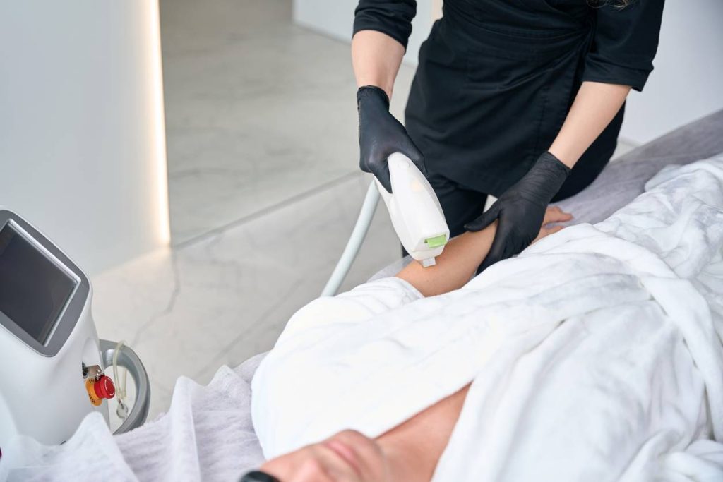 centre épilation laser par professionnel suivi